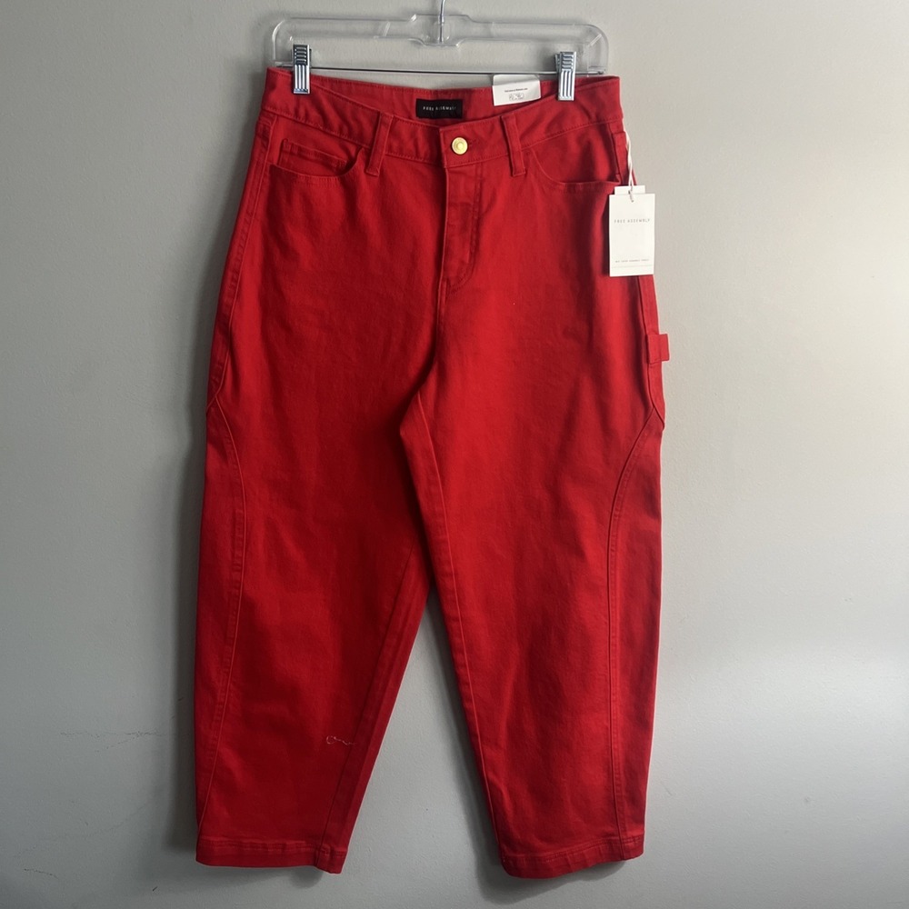 Free Assembly Size 2 Red Mid-rise Cropped Barrel Jeans Relaxed Fit, Tapered Leg